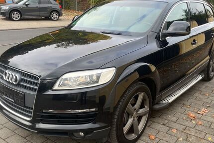 Audi Q7 257.215 km 7.990 € Bonn 53227