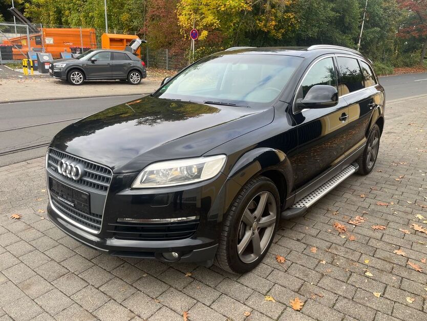 Audi Q7 257.215 km 7.990 € Bonn 53227