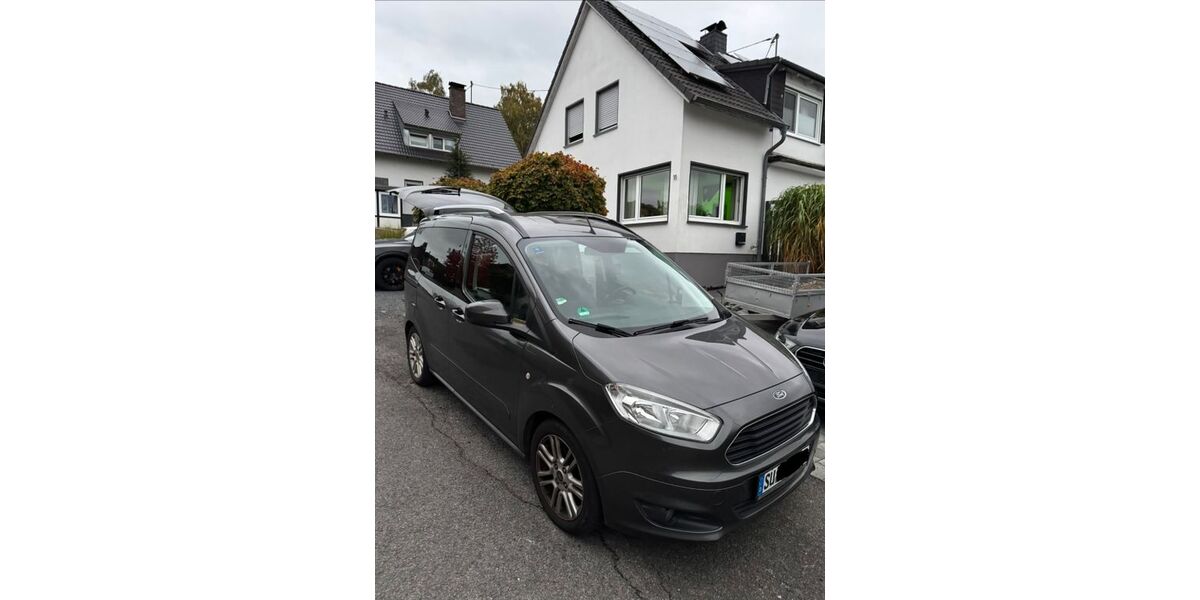 Ford Tourneo Courier 96.000 km 8.100 &euro; Königswinter 53639