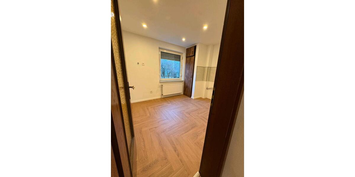 Erdgeschoßwohnung Köln Mülheim - 2 Zimmer, 59 m&sup2;, 1.150&euro; | Angebot:24829730