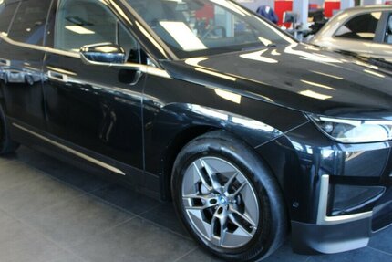 BMW iX xDrive50 35.740 km 49.980 &euro; Euskirchen 53881