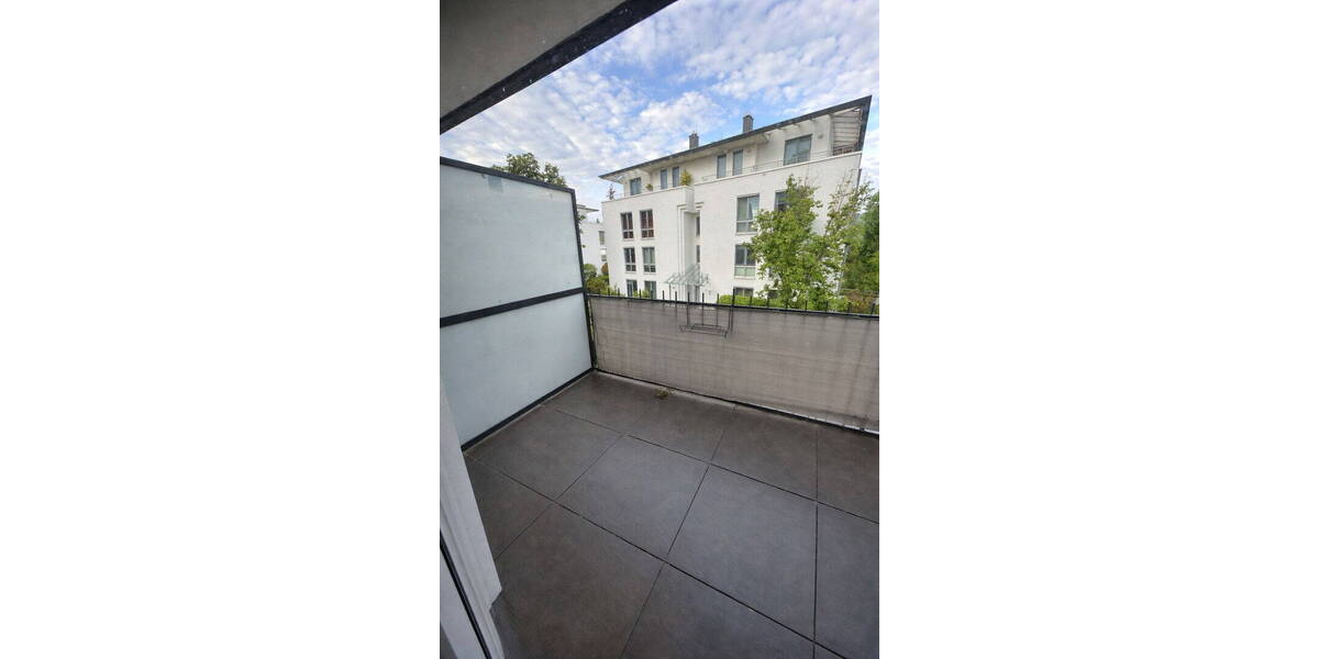 Etagenwohnung Bonn Plittersdorf - 3 Zimmer, 63 m&sup2;, 1.070&euro; | Angebot:26807649