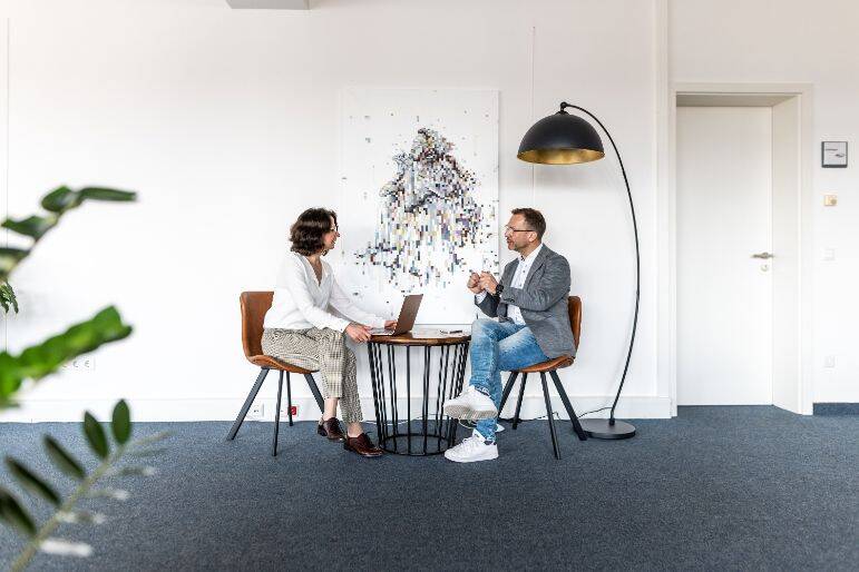 Eigener oder flexibler Arbeitsplatz im Zentrum von Hennef - All-in-Miete