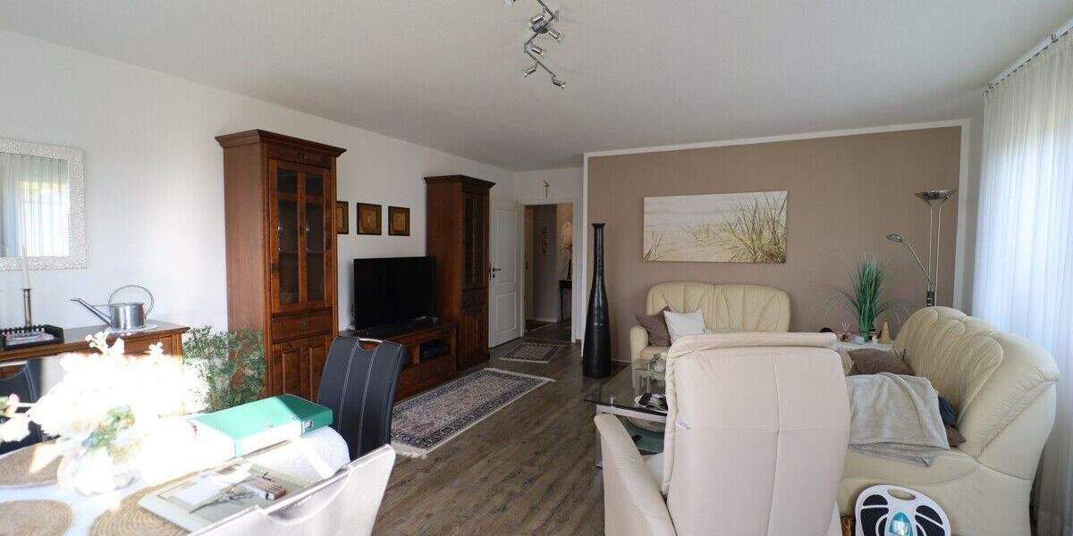 Etagenwohnung Rheinbach - 3 Zimmer, 88 m&sup2;, 310.000&euro; | Angebot:24321593