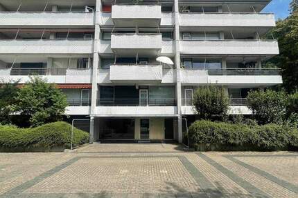 CITYHOUSE: Schöne 4-Zimmer-Wohnung mit 2 Balkonen und TG-Stellplatz in Köln-Junkersdorf 4 zimmer