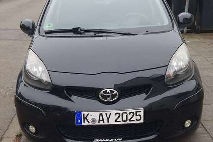 Toyota Aygo 110.750 km 3.550 &euro; Köln, Stadt 50935