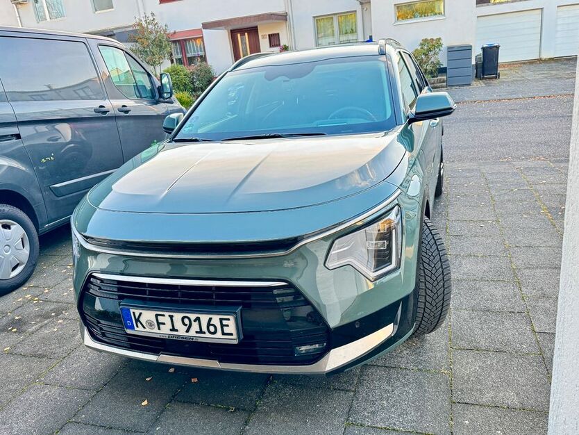 Kia Niro 29.000 km 25.400 € Köln 50769
