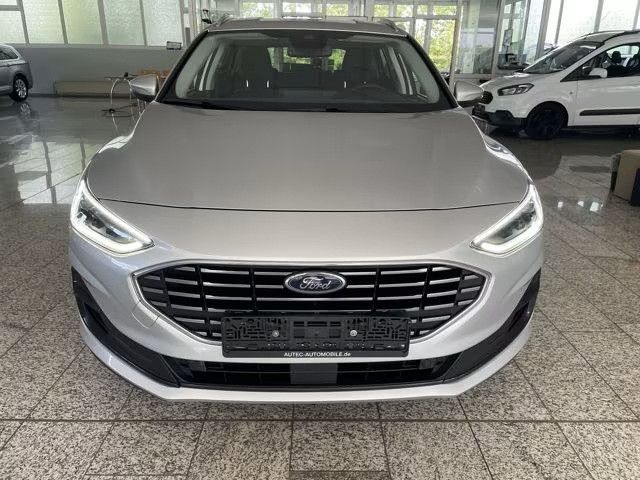 Ford Focus 64.000 km 18.995 € Bonn 53229