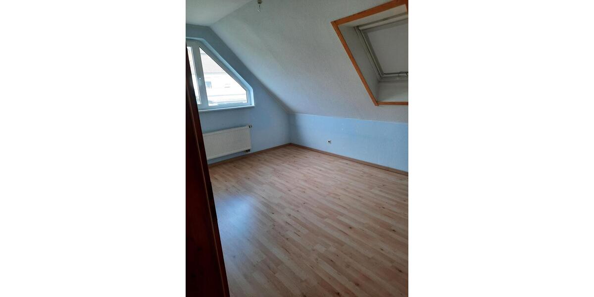 Etagenwohnung Lohmar - 5 Zimmer, 120 m&sup2;, 415.000&euro; | Angebot:27228309