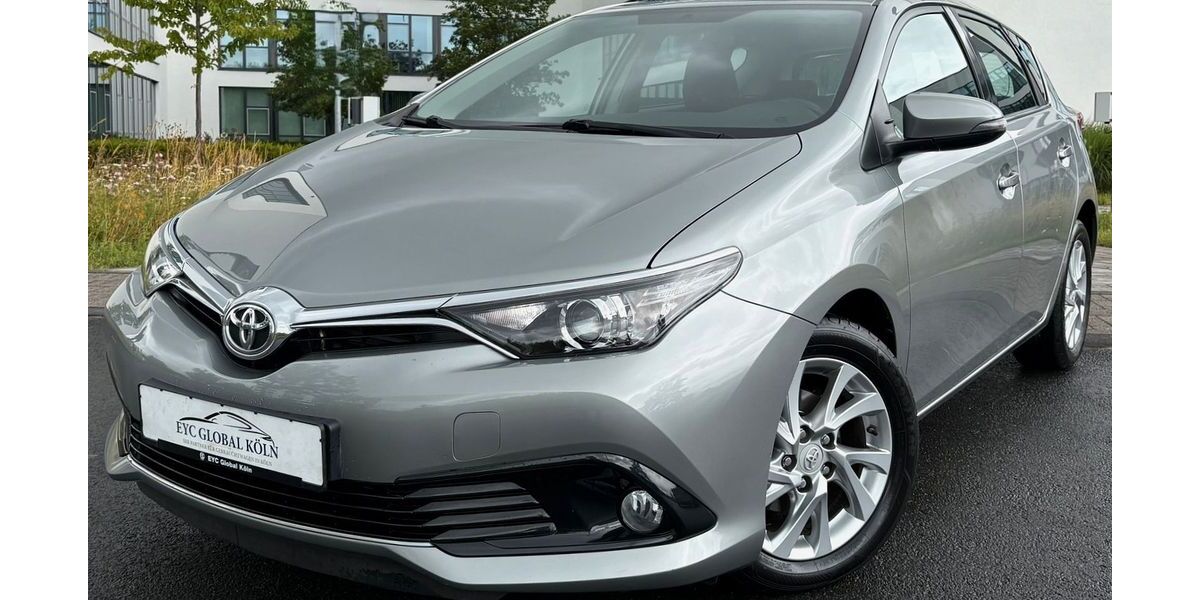 Toyota Auris 115.000 km 9.499 &euro; Köln (Ostheim) 51107