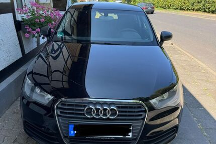 Audi A1 152.000 km 4.900 &euro; Troisdorf 53842