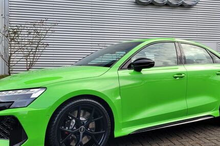 Audi RS3 4.050 km 61.495 &euro; Sankt Augustin 53757