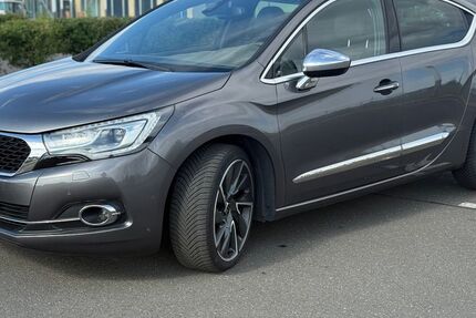DS Automobiles DS4 135.000 km 9.500 &euro; Euskirchen 53879