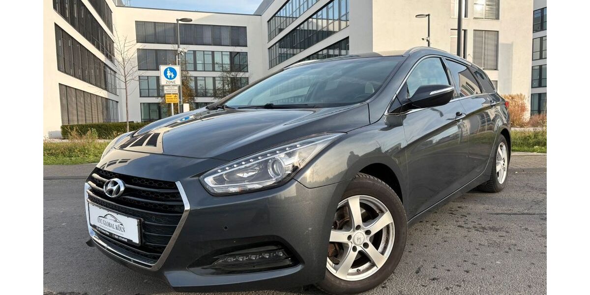 Hyundai i40 178.000 km 7.999 &euro; Köln (Ostheim) 51107