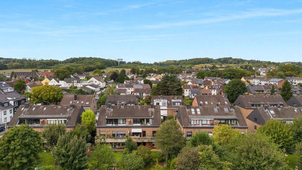 Etagenwohnung Frechen Hücheln - 3 Zimmer, 106 m&sup2;, 349.000&euro; | Angebot:22935342