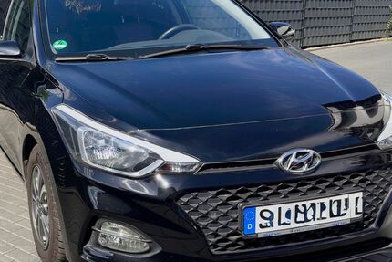 Hyundai i20 53.340 km 10.750 &euro; Siegburg 53721