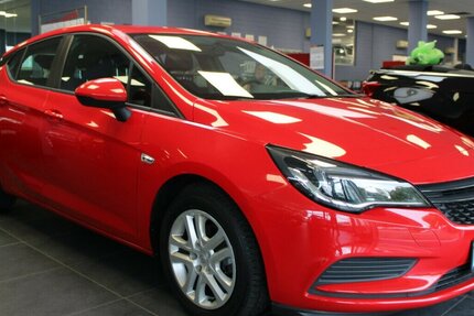 Opel Astra 1.0 Turbo Selection 95.077 km 7.480 € Euskirchen 53881