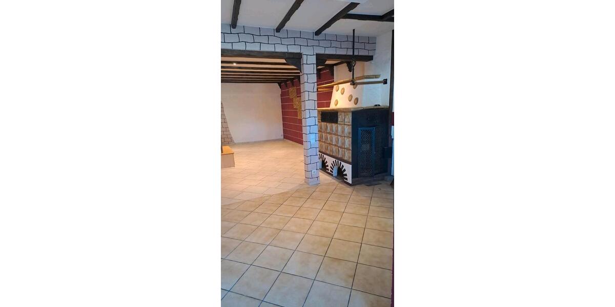 Reihenhaus Unkel - 6 Zimmer, 120 m&sup2;, 125.000&euro; | Angebot:26394384