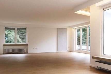 Wohnung Bergisch Gladbach Alt-Frankenforst - 5 Zimmer, 250 m&sup2;, 2.200&euro; | Angebot:24727730