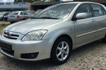 Toyota Corolla 170.000 km 3.999 &euro; Bonn 53227