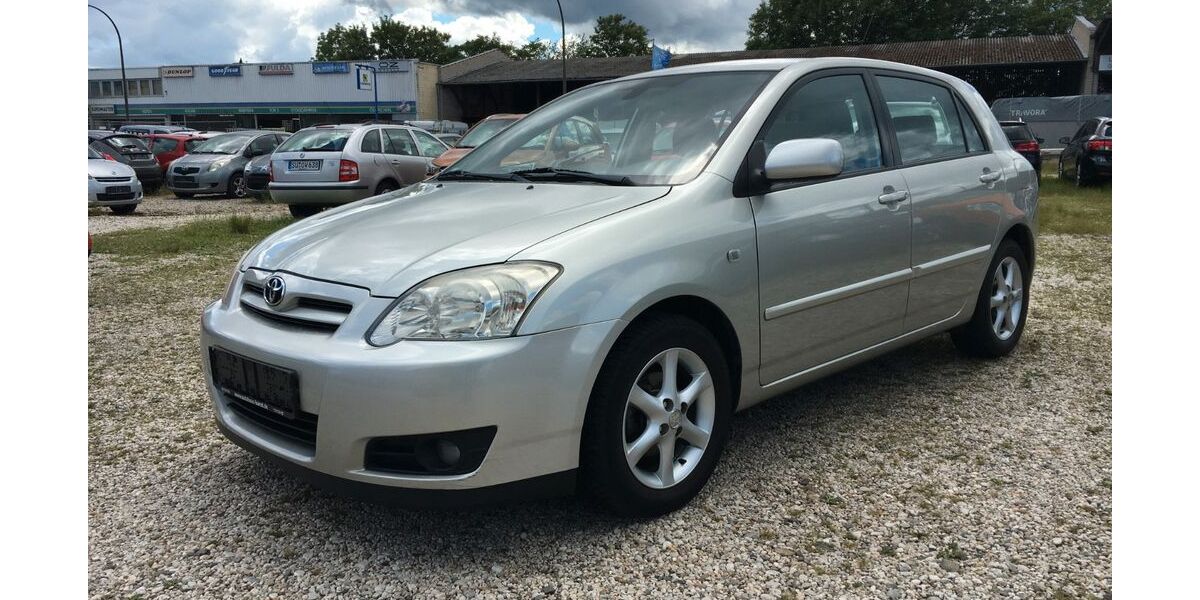 Toyota Corolla 170.000 km 3.999 &euro; Bonn 53227