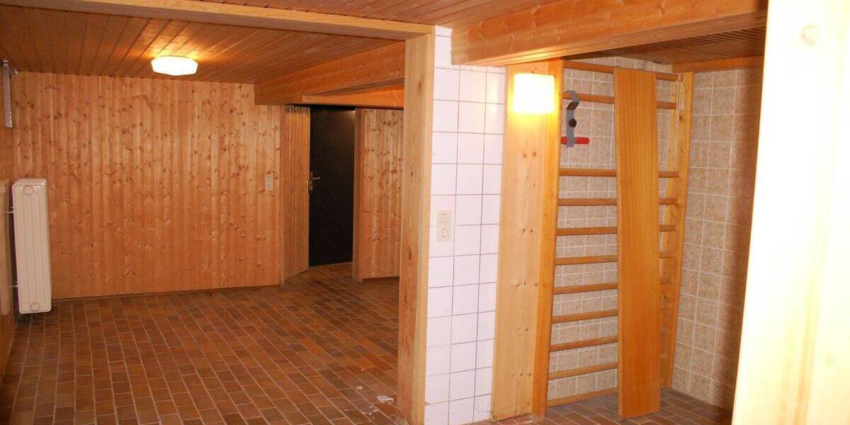 Mehrfamilienhaus, Wohnhaus Ruppichteroth - 9 Zimmer, 279 m&sup2;, 398.000&euro; | Angebot:25742820