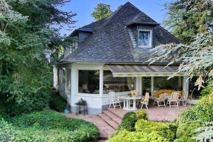 Haus Bonn Schweinheim - 8 Zimmer, 230 m&sup2;, 995.000&euro; | Angebot:22149035