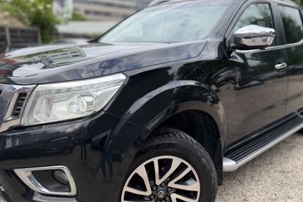 Nissan Navara 215.000 km 13.950 &euro; Köln 50674