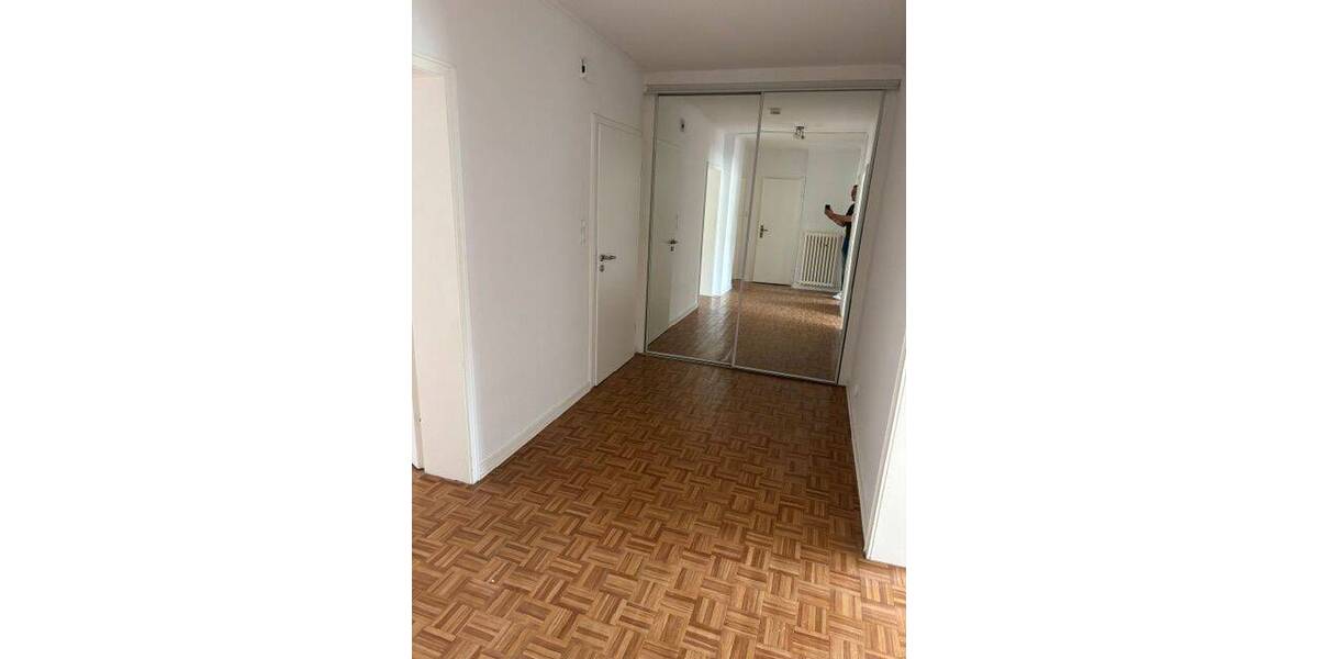 Etagenwohnung Bonn Kessenich - 3 Zimmer, 90 m&sup2;, 875&euro; | Angebot:26904405