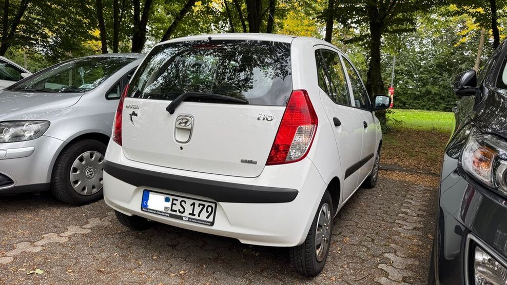 Hyundai i10 122.000 km 1.590 € Köln 51061