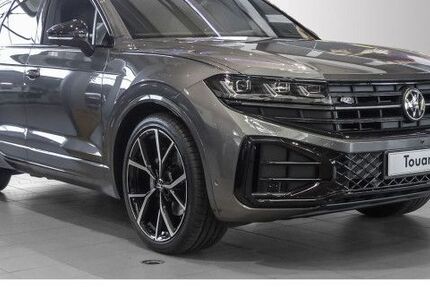 VW Touareg 6.800 km 89.980 € Bonn 53227