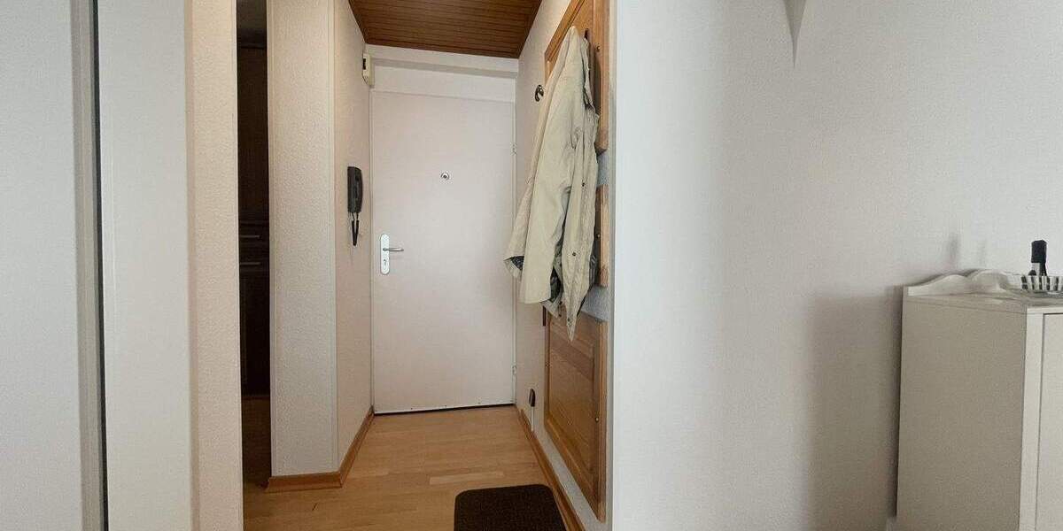 CITYHOUSE: Top Lage Deutz Bezugsfreie 2-Zimmer-Wohnung mit Aufzug und Balkon. 2 zimmer
