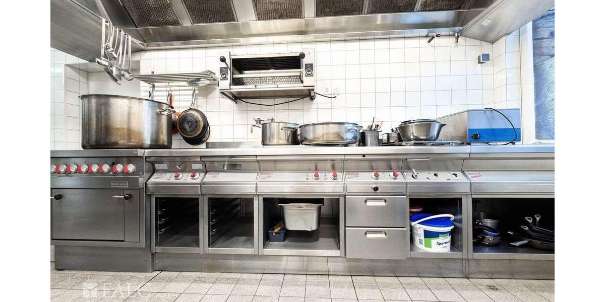 Mehrfamilienhaus, Wohnhaus Bonn Friesdorf - 5 Zimmer, 129 m&sup2;, 699.000&euro; | Angebot:25773354