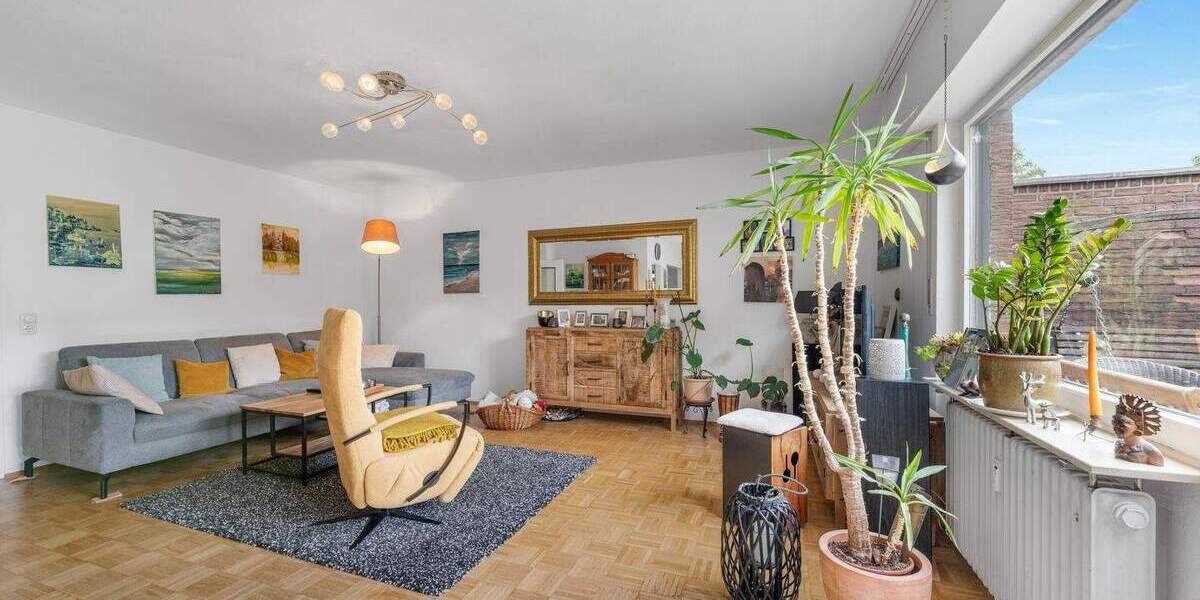 Etagenwohnung Frechen Hücheln - 3 Zimmer, 106 m&sup2;, 349.000&euro; | Angebot:22935342