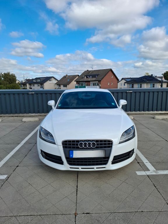 Audi TT 217.000 km 7.900 € Bornheim 53332
