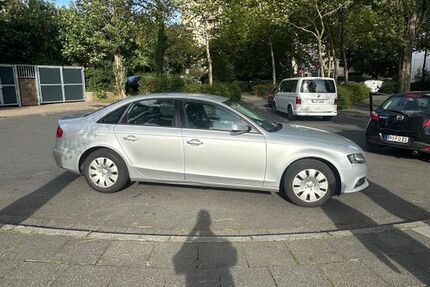 Audi A4 138.000 km 7.950 € Köln 50767