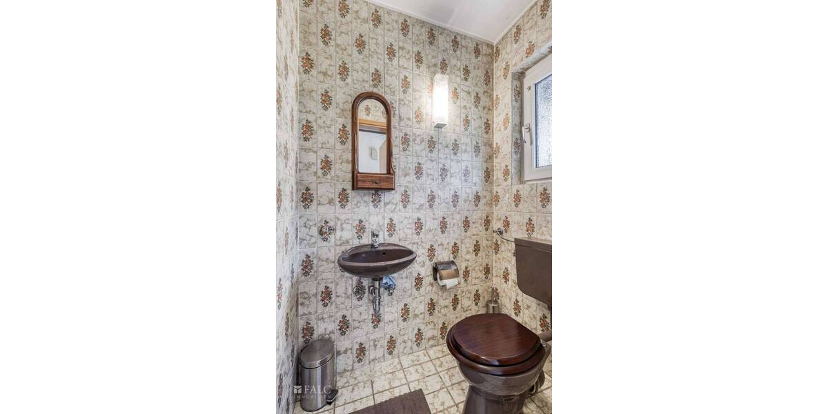 Reihenendhaus Köln Zündorf - 5 Zimmer, 168 m&sup2;, 650.000&euro; | Angebot:23967702