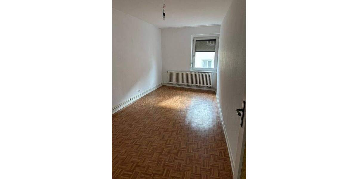 Etagenwohnung Bonn Kessenich - 3 Zimmer, 90 m&sup2;, 875&euro; | Angebot:26904405