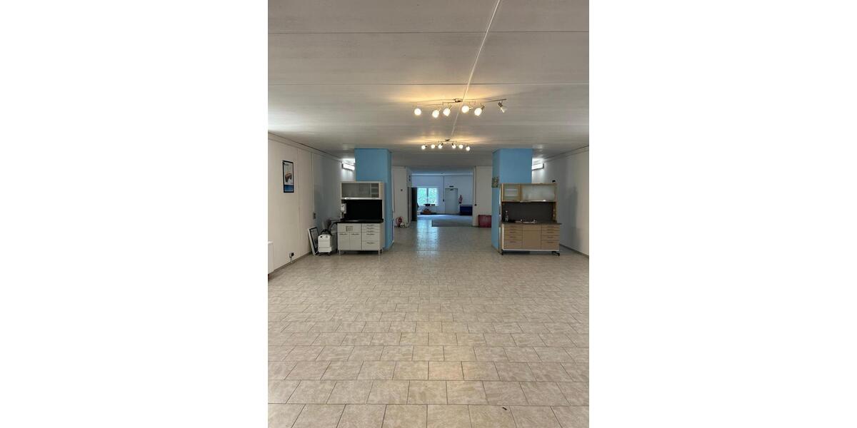 Gewerbeobjekt Wesseling - 1.900&euro; | Angebot:24514857