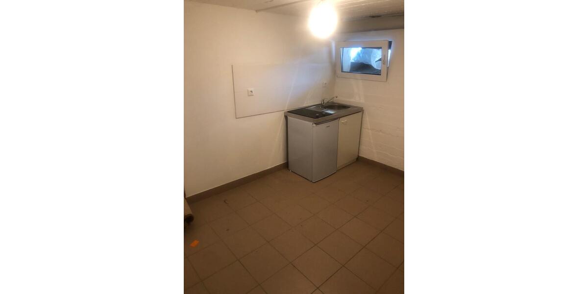 Etagenwohnung Bornheim - 1 Zimmer, 20 m&sup2;, 600&euro; | Angebot:24653476