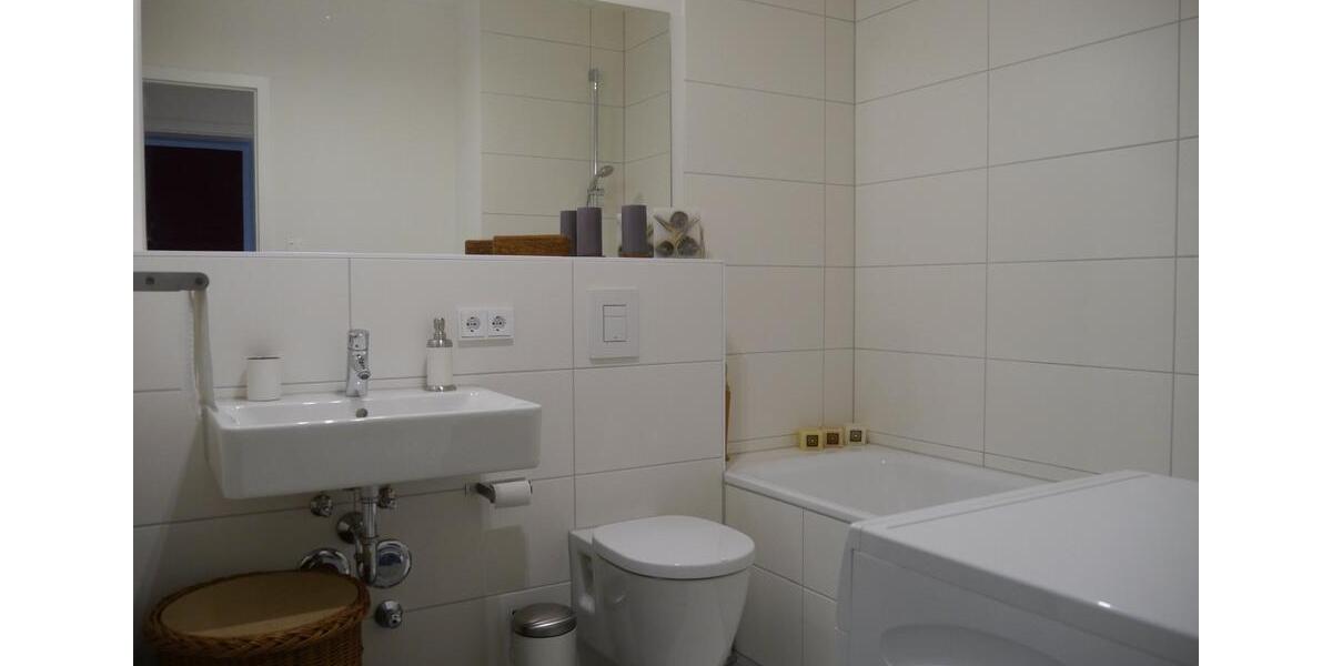 Etagenwohnung Köln Rodenkirchen - 2 Zimmer, 61 m&sup2;, 1.300&euro; | Angebot:25843069