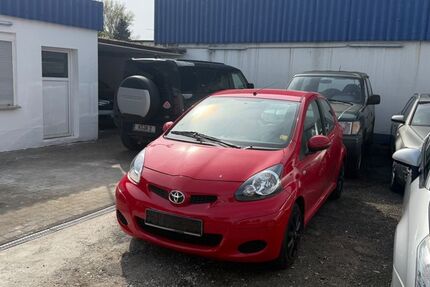 Toyota Aygo (X) 90.000 km 4.250 &euro; Köln 50825