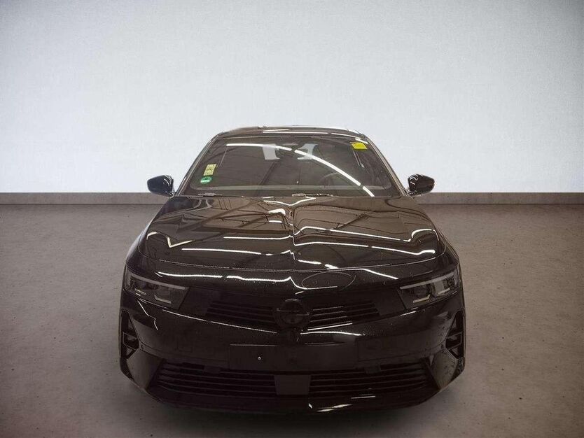 Opel Astra 25.600 km 29.850 € Meckenheim 53340