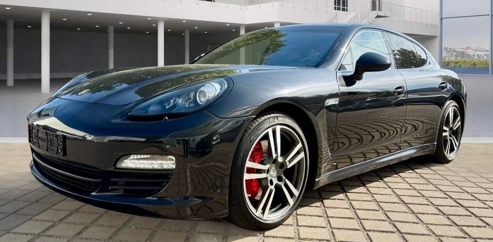 Porsche Panamera 266.000 km 21.900 &euro; Köln 51109