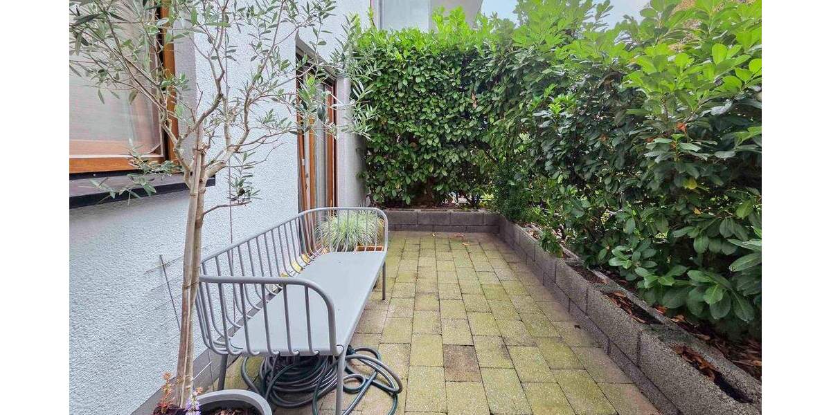 Wohnkomfort in Hürth-Hermülheim: 3-Zimmer-Erdgeschosswohnung mit Terrasse und Tiefgarage 3 zimmer