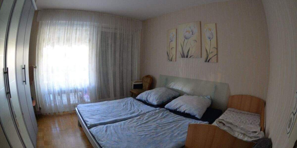 Etagenwohnung Köln Neubrück - 4 Zimmer, 93 m&sup2;, 229.000&euro; | Angebot:24206252