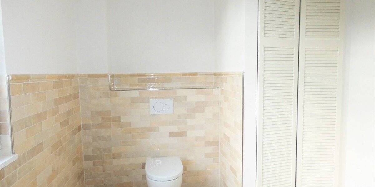 Kernsaniertes Herrenhaus mit traumhaftem Garten in bester Lage von Köln-Dünnwald 6 zimmer