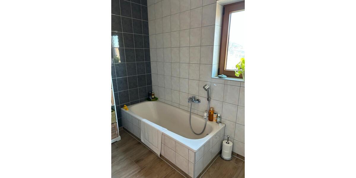 Doppelhaushälfte Königswinter - 3 Zimmer, 98 m&sup2;, 359.000&euro; | Angebot:26498758