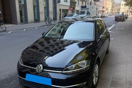 VW Golf 78.000 km 14.765 € Köln 50933