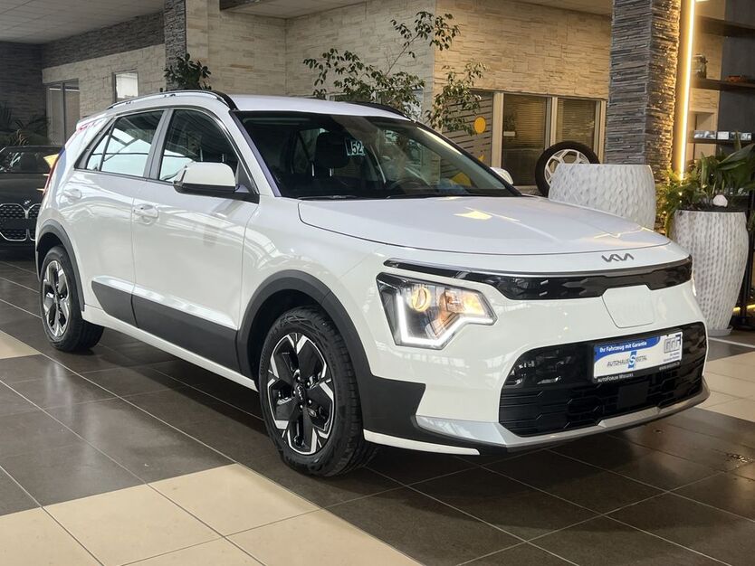 Kia Niro 25.511 km 24.900 € Eitorf 53783